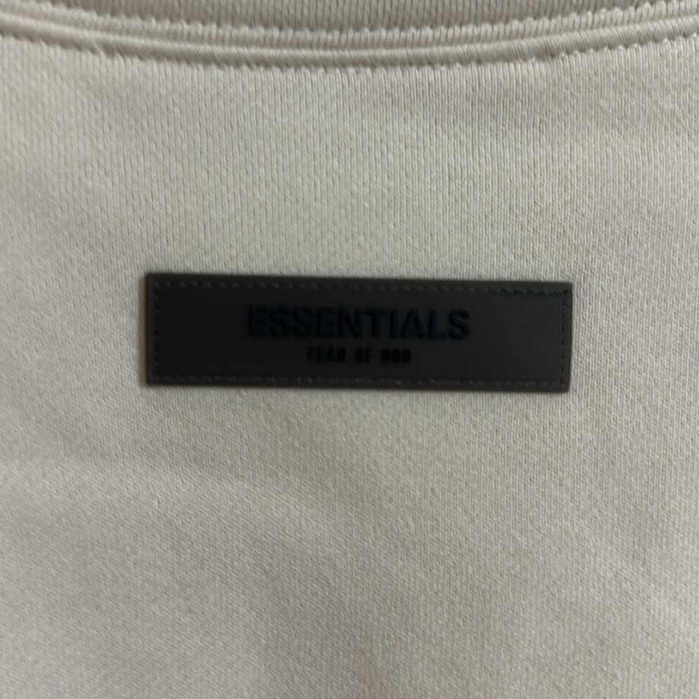 NWT Fear of God Essentials Cream XXL Crewneck Pullover Sweater XXL - Picture 6 of 6